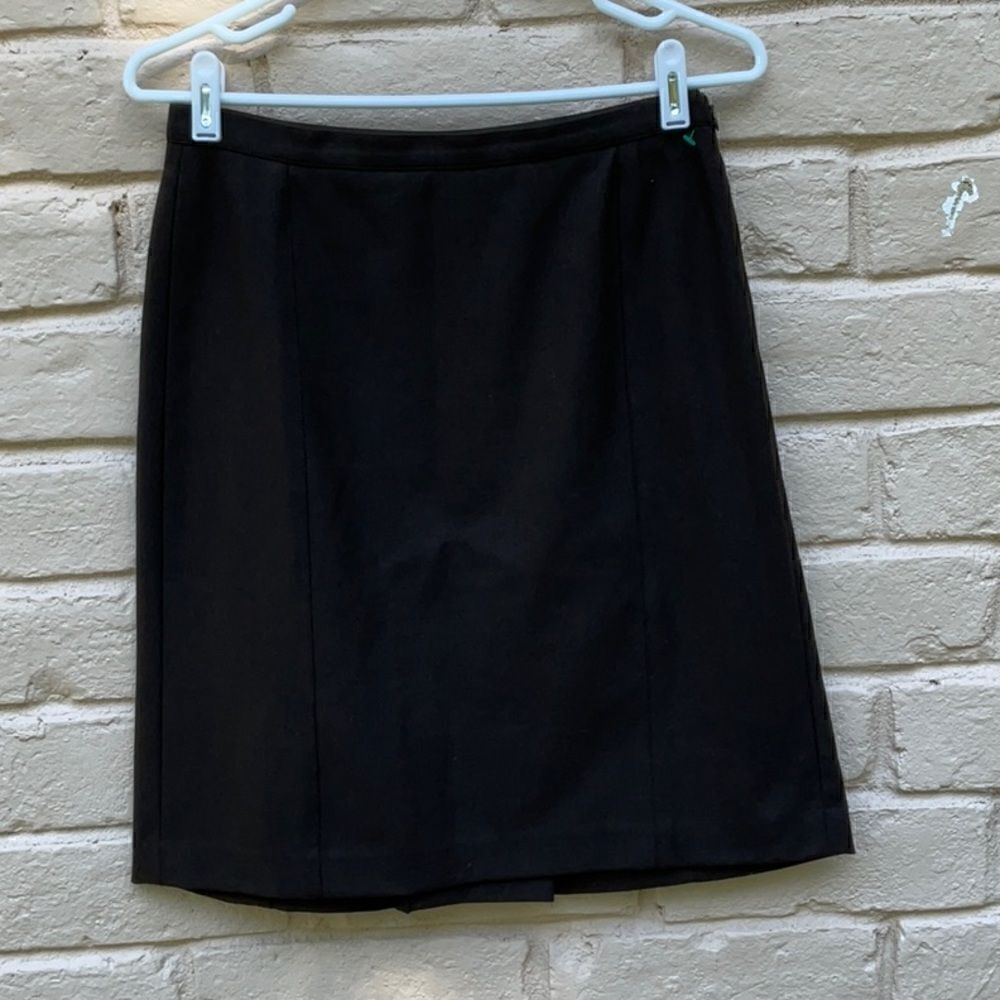 Take 50% OFF- The Limited Stretch Skirt, Size-4